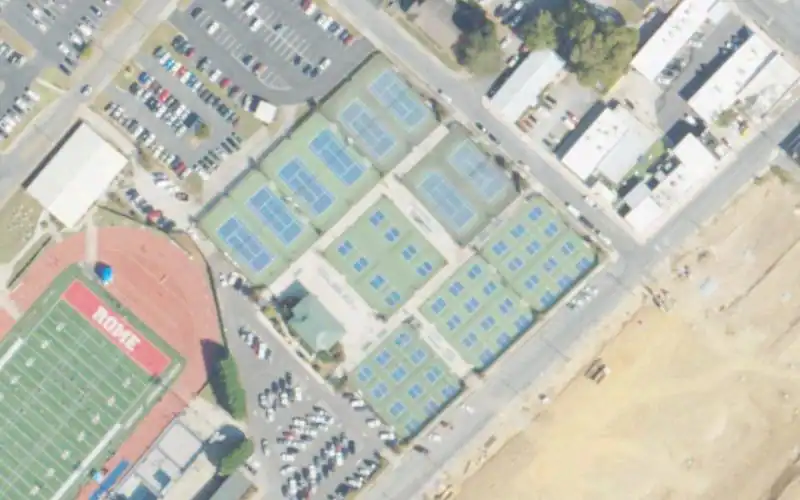 Downtown Rome Tennis Center photo 3