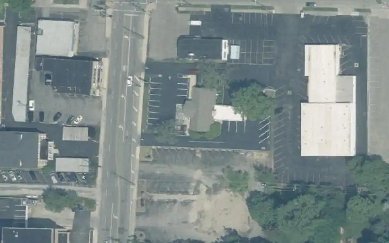 Warehouse Garage photo 2