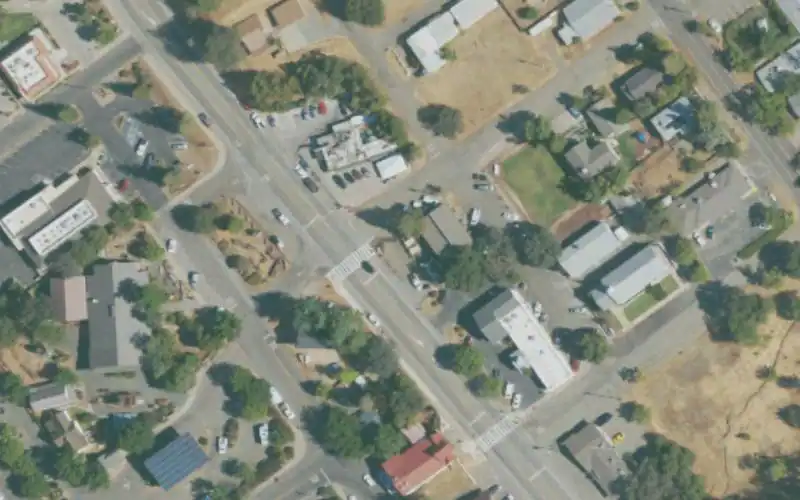 Mariposa Park photo 2