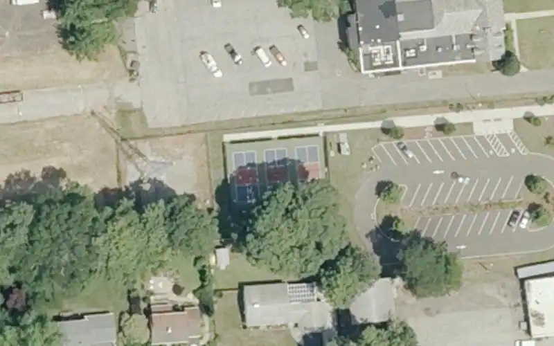 Main St. Park photo 2