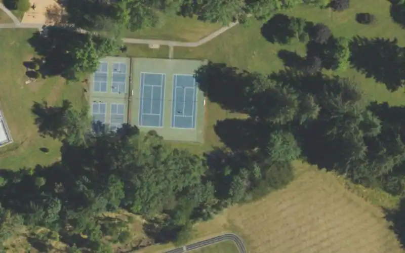 Raleigh Park photo 2