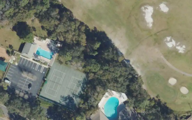 The Links of Lake Bernadette photo 2