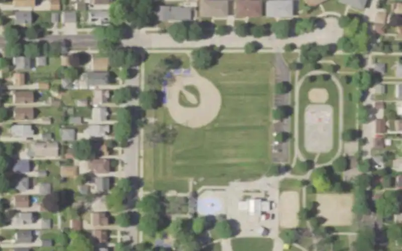 Enderis Playground photo 2