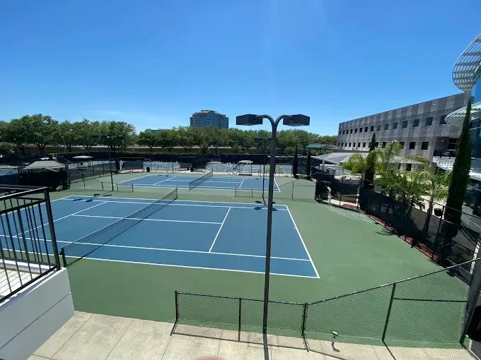 so tennis