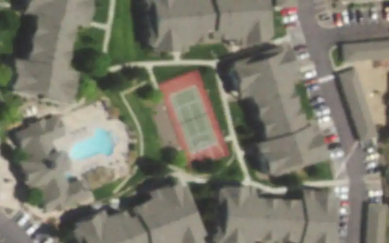 Regatta Apts photo 2