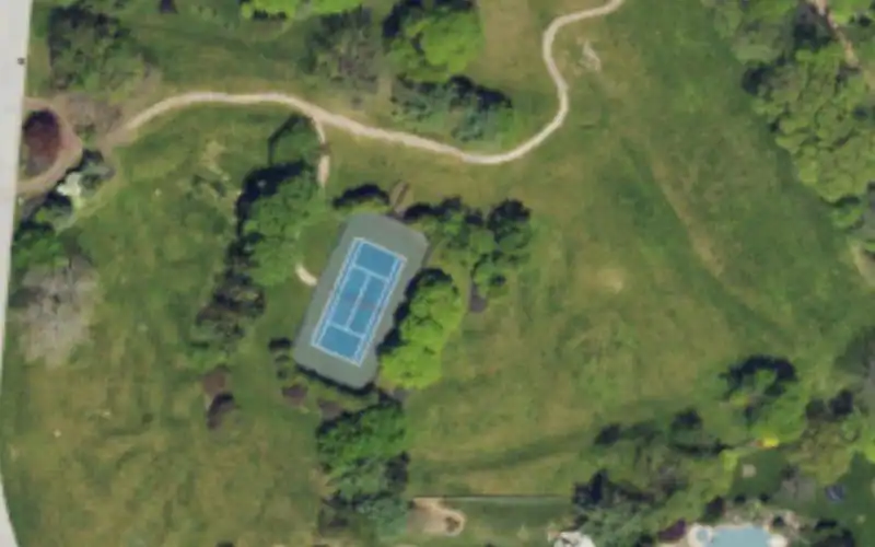 Eaves Spring Road Tennis Courts photo 2
