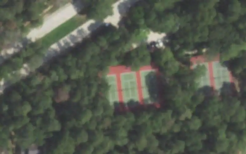 Woodlands Park Shadowbend Courts photo 2