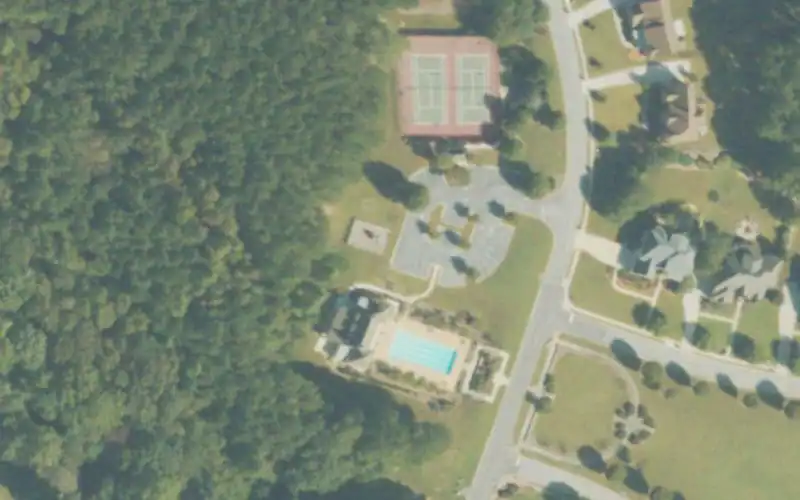 Laurelmont photo 2