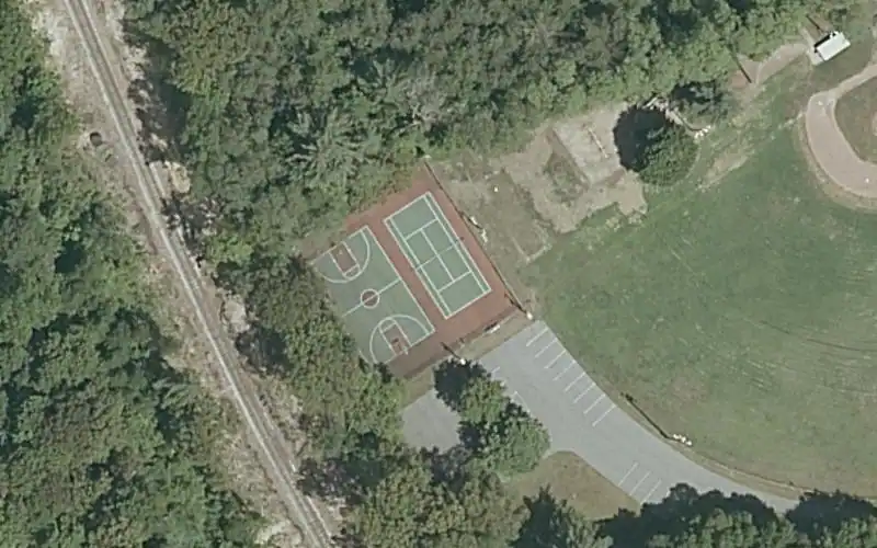 Dewey Field photo 2