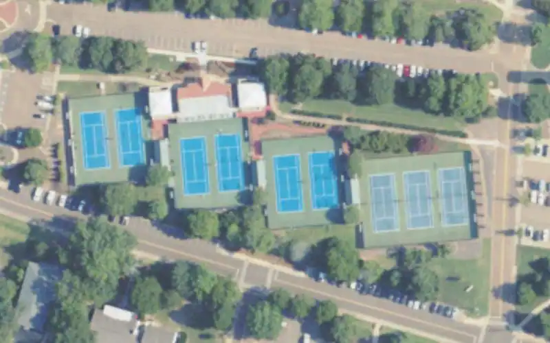 Palmer/Salloum Tennis Center (Ole Miss) photo 2