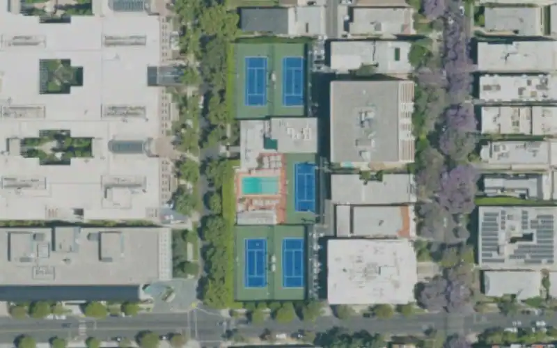 Beverly Hills Tennis Club photo 2