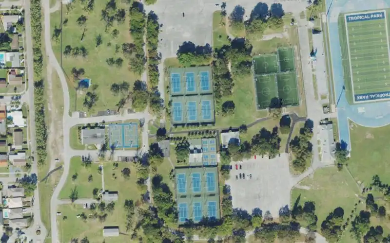 Tropical Park photo 4
