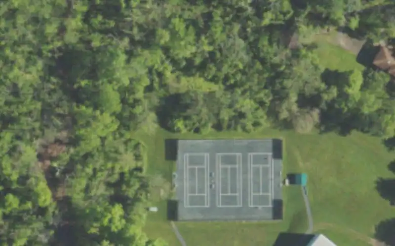 Frog Hollow Racquet Club photo 3
