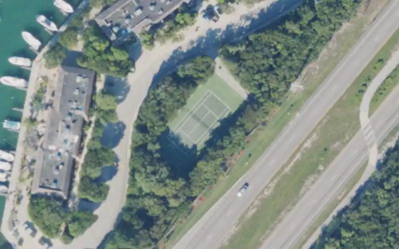 Buttonwood Bay Condominium photo 3