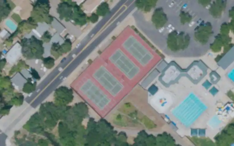 Three Oaks Tennis Courts photo 3