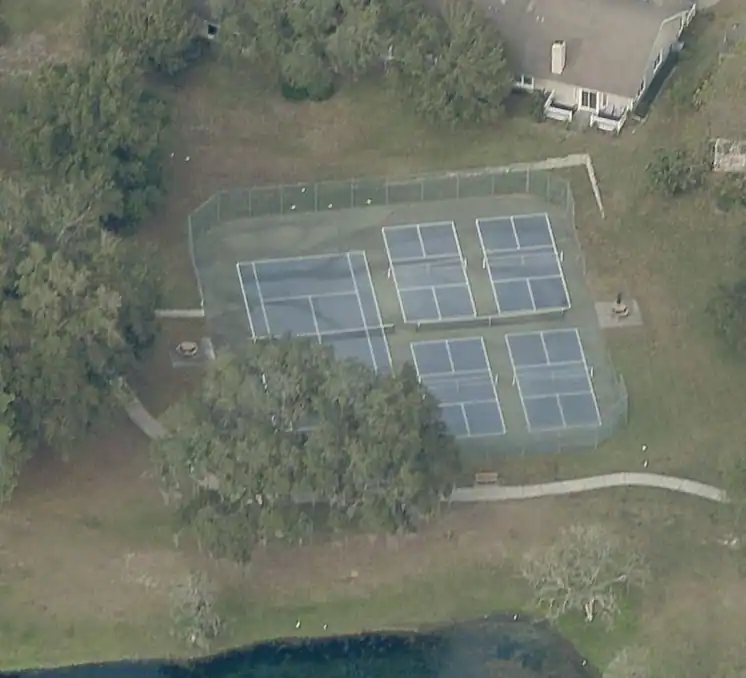 Meadowcrest - Lower Courts photo 2