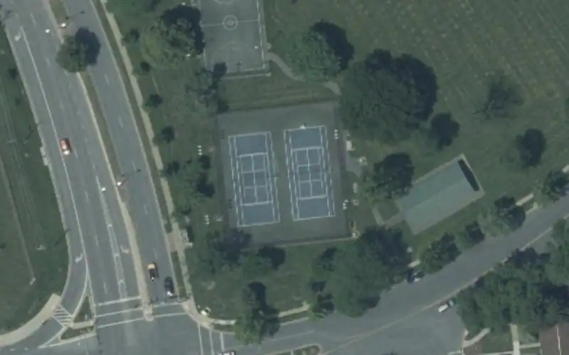 Amber Meadows Park photo 2