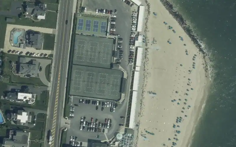 Monmouth Beach Bath & Tennis photo 2