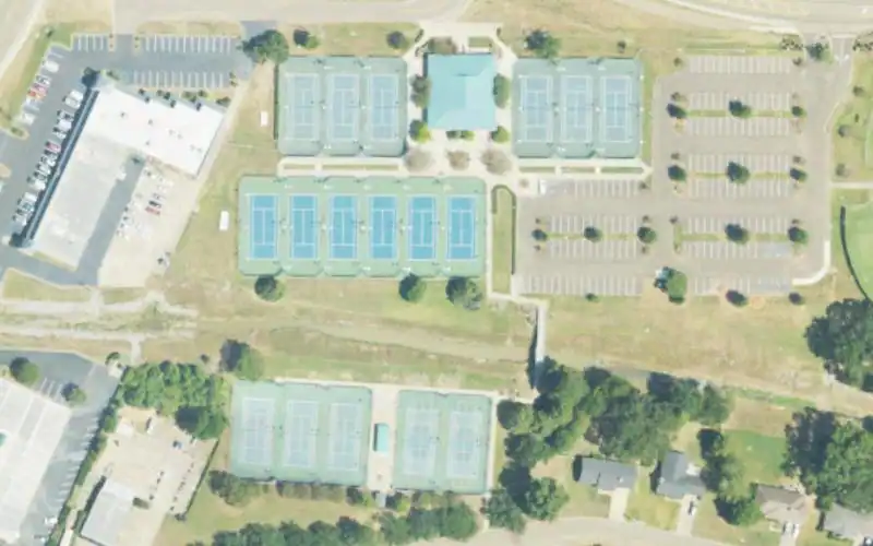 Ridgeland Tennis Center photo 3