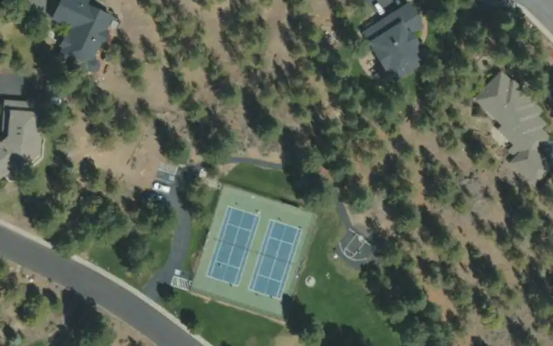 Summit Park photo 2