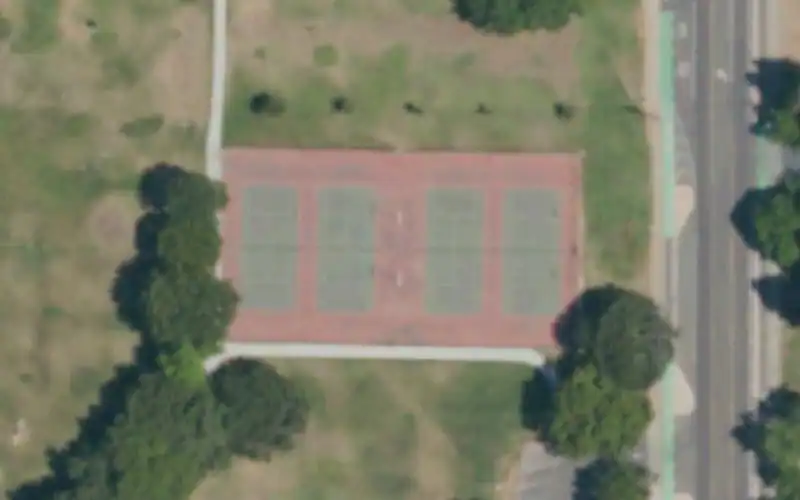 Lincoln Village Community Park photo 2