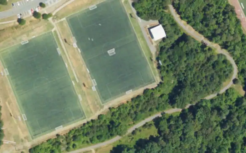 Tennis Courts at Bailey Road Park photo 2