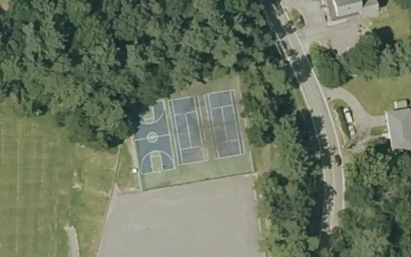 Woburn Street Elementary School photo 2