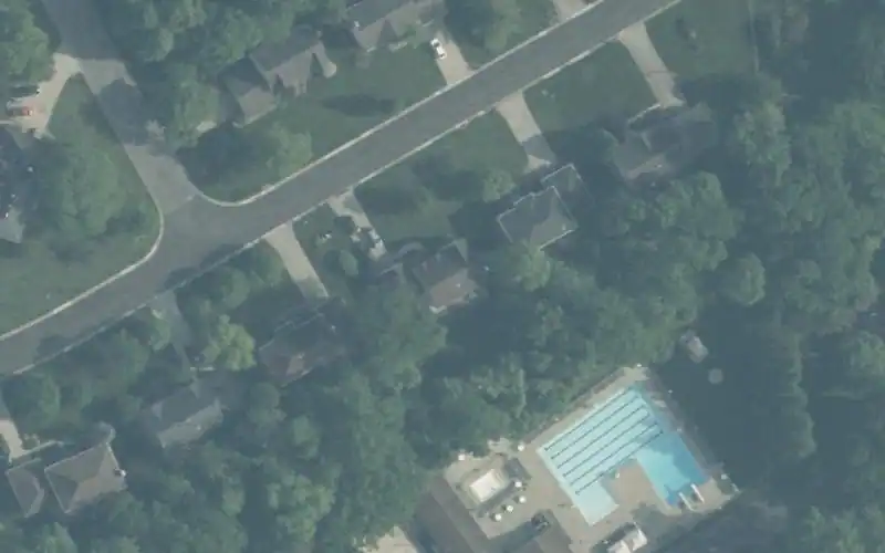 Windwood Swim & Tennis Club photo 2