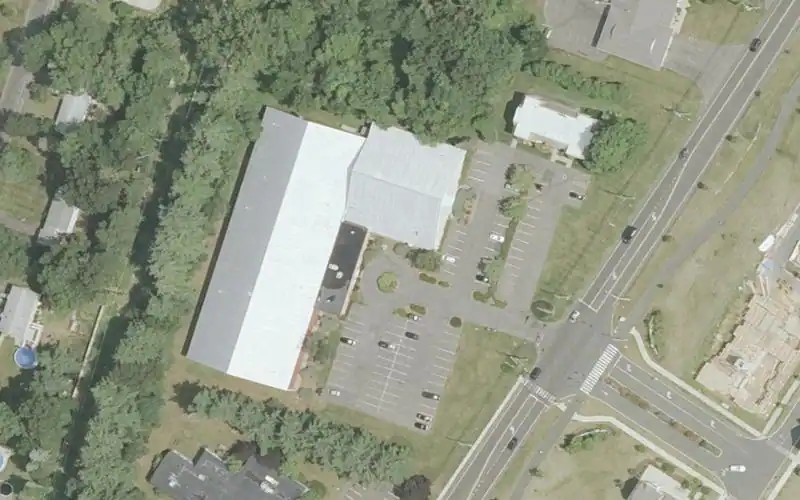 Farmington Valley Racquet Club photo 2