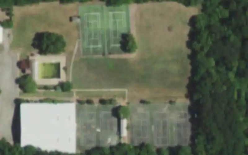 Four Seasons Racquet Club photo 3
