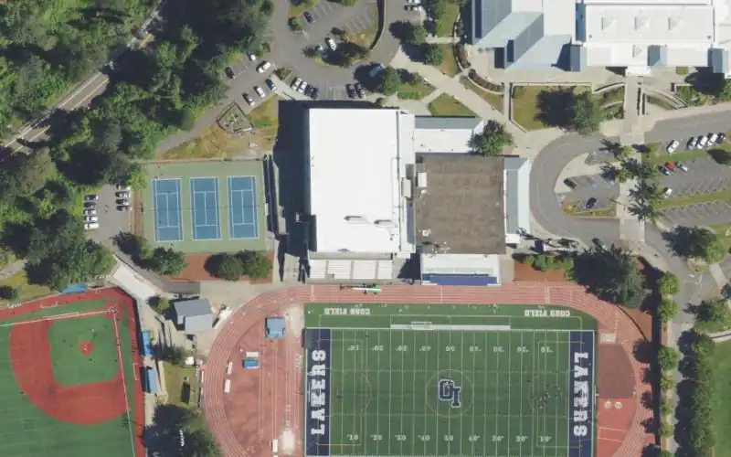 Lake Oswego Senior High School photo 2