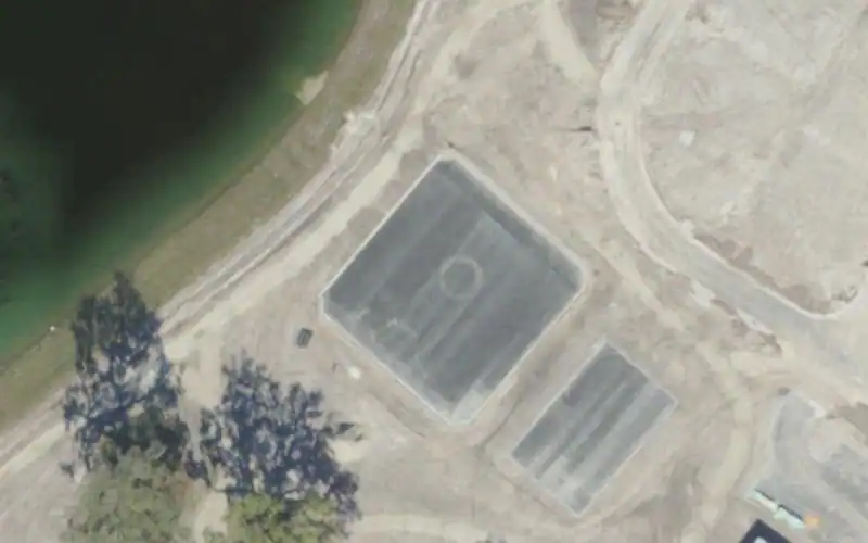 Lake Harlow Park photo 2