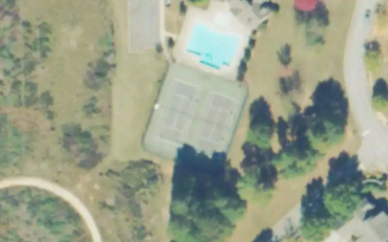 W Broad St Tennis Courts photo 2