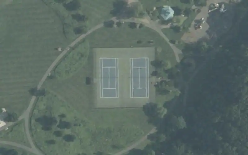 Fallsgrove Park photo 2