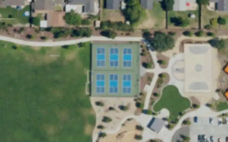 Eastern Oak Park photo 4