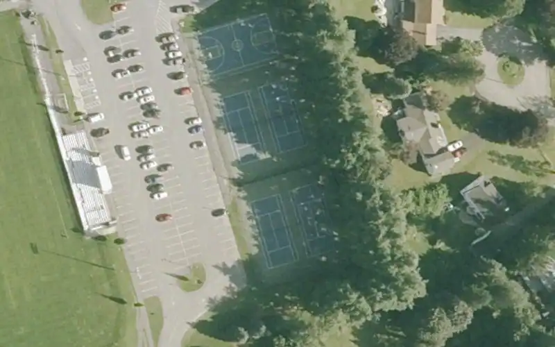 Lunenburg High School photo 2