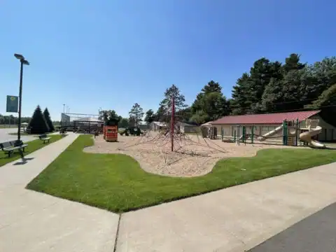 North Lakeland Elementary School photo 2