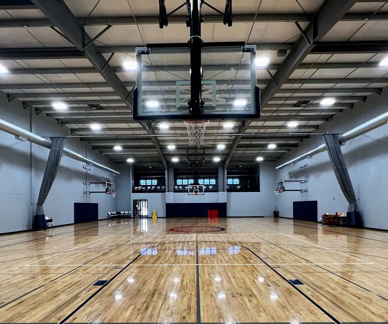 Courtside by dlux photo 2