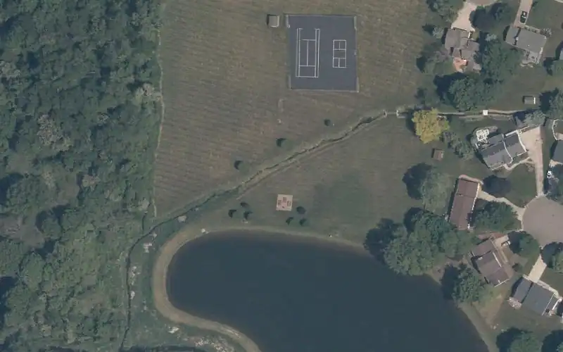 White Chapel Cir NW Tennis Courts photo 2