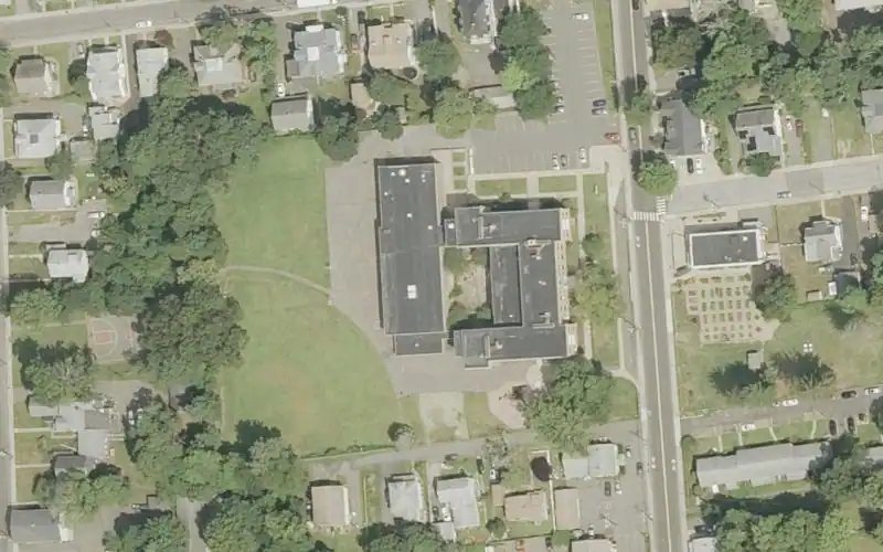 Nathan Hale School photo 2