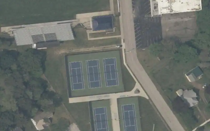 Ricaurte Tennis Park photo 2