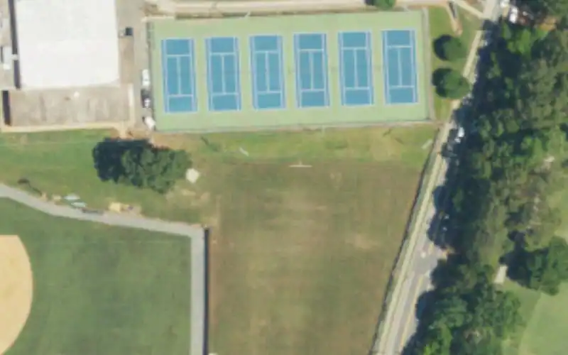 Myers Park High School Tennis Courts photo 2