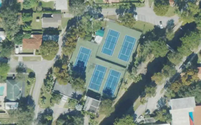 Miami Springs Tennis & Racquetball photo 2