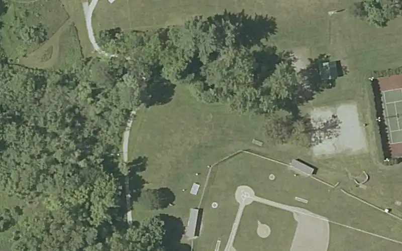 Dana L. Thompson Memorial Park photo 2