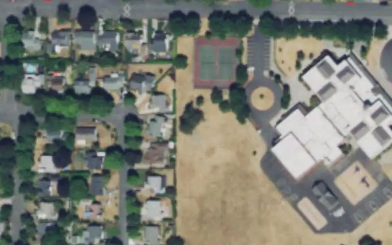 Lincoln Elementary School photo 2