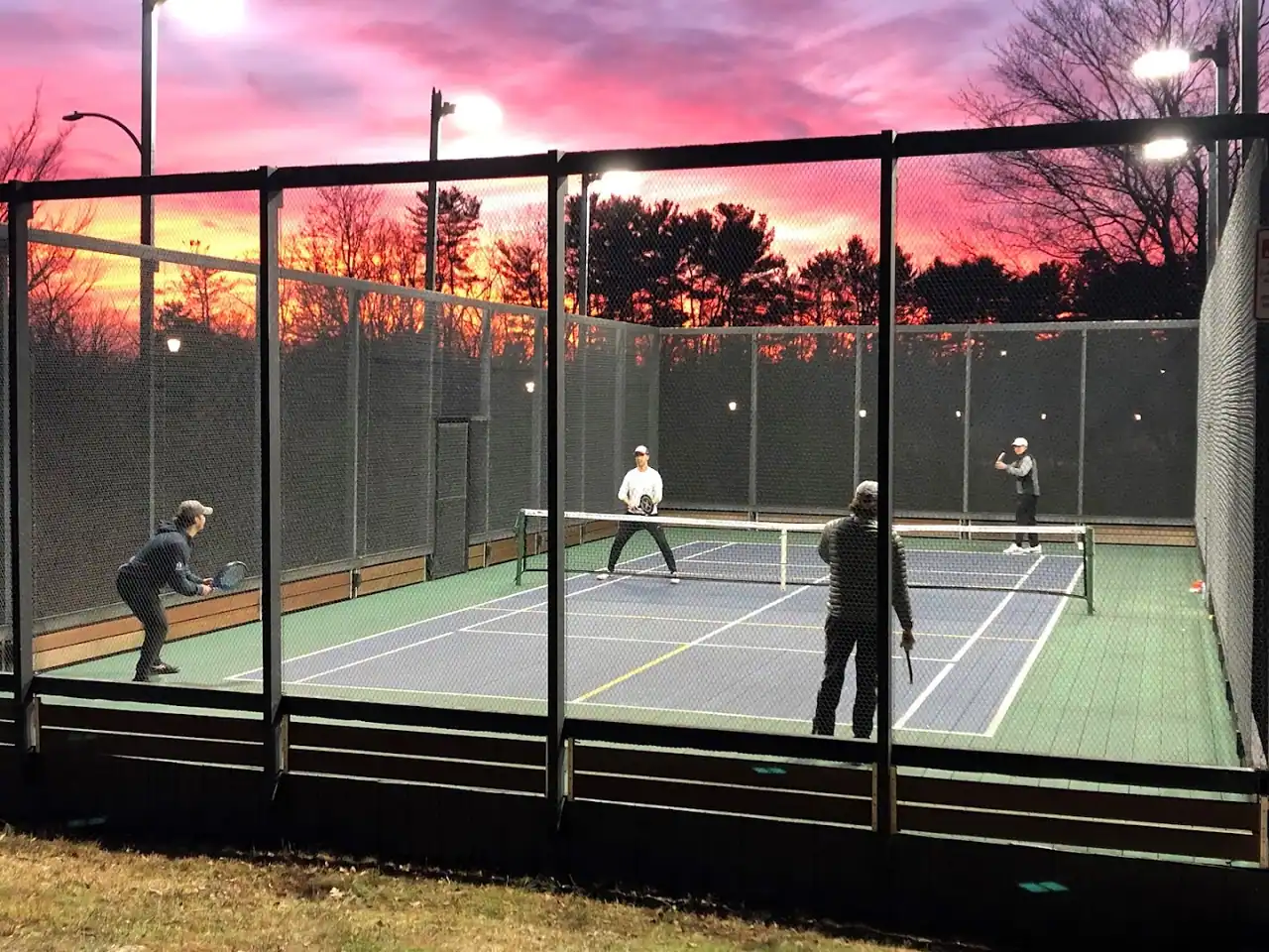 Old Farm Swim & Paddle Tennis Club photo 2