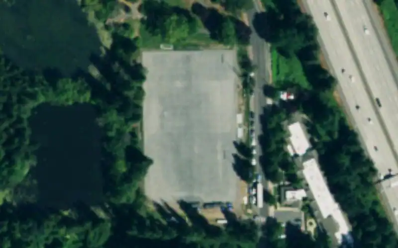 Shoreline Twin Ponds Park Pickleball and Tennis Court photo 2