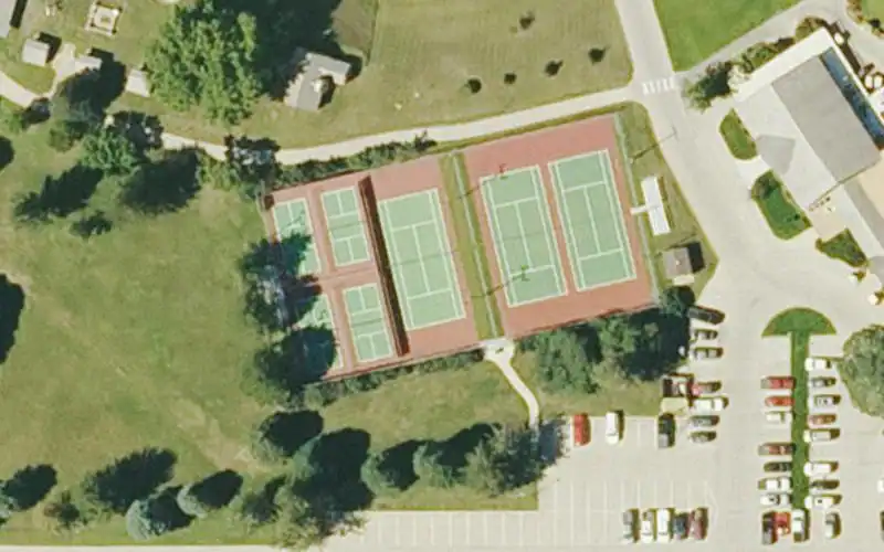 Le Mars Willow Creek Pickleball & Tennis Facility photo 2