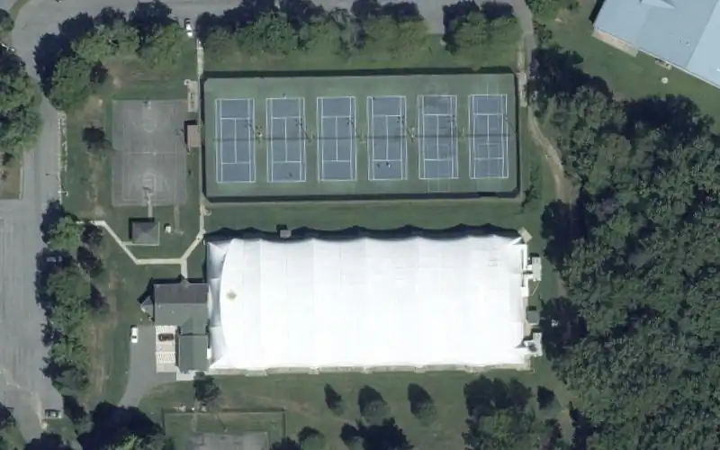 Wheaton Indoor Tennis Center photo 2