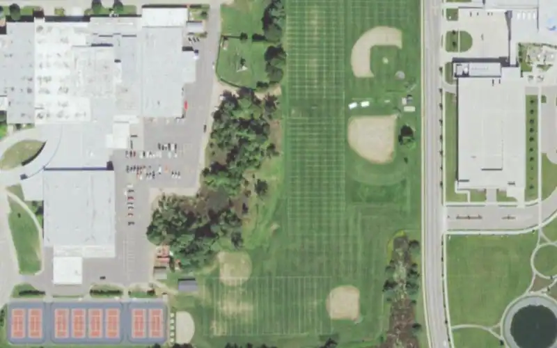 Stevens Point Area Senior High Tennis Courts photo 2